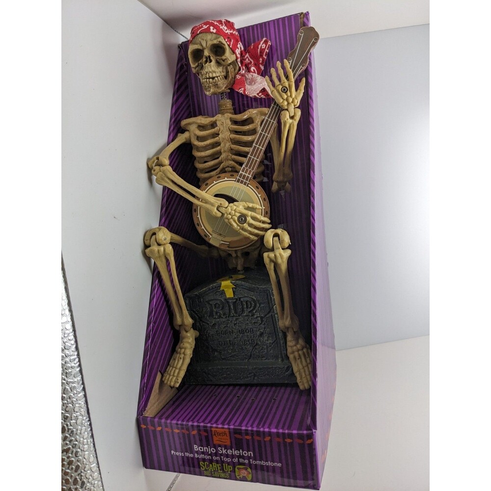Spooky Village Animated Skeleton Instrument Banjo Playing Music - Tested Works